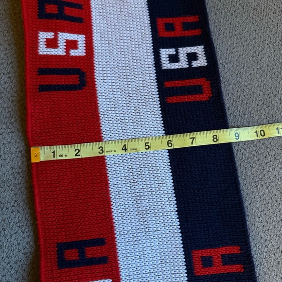 Vintage USA Knit Scarf Patriotic Red White Blue Knitmakers Made in USA Olympics - Picture 5 of 7